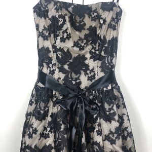 NWT Strapless Dress in Black Lace Sz Small